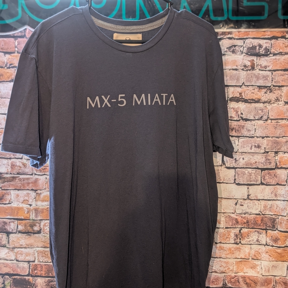 MX-5 Miata Men's Short Sleeve T-Shirt - Dark Blue